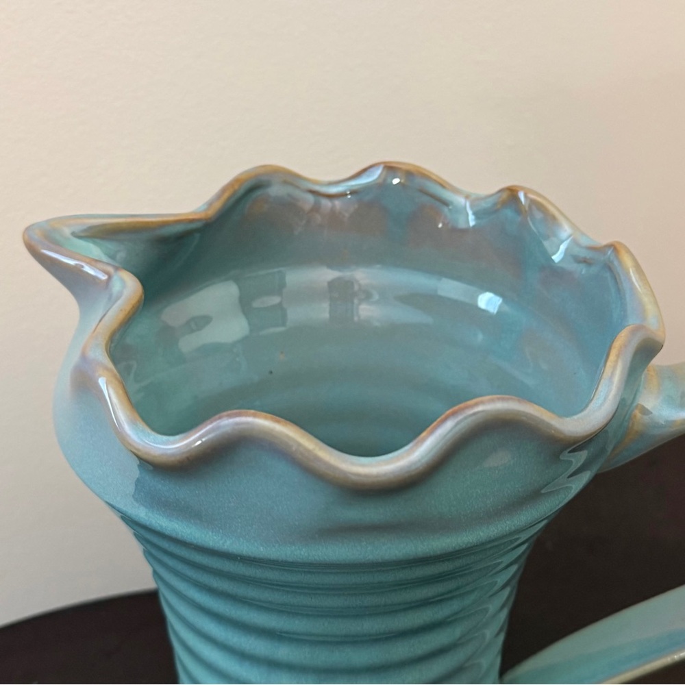 Hand Crafted WCL 1970s Scalloped Rim Ribbed Pottery Ceramic Pitcher - Picture 7 of 16